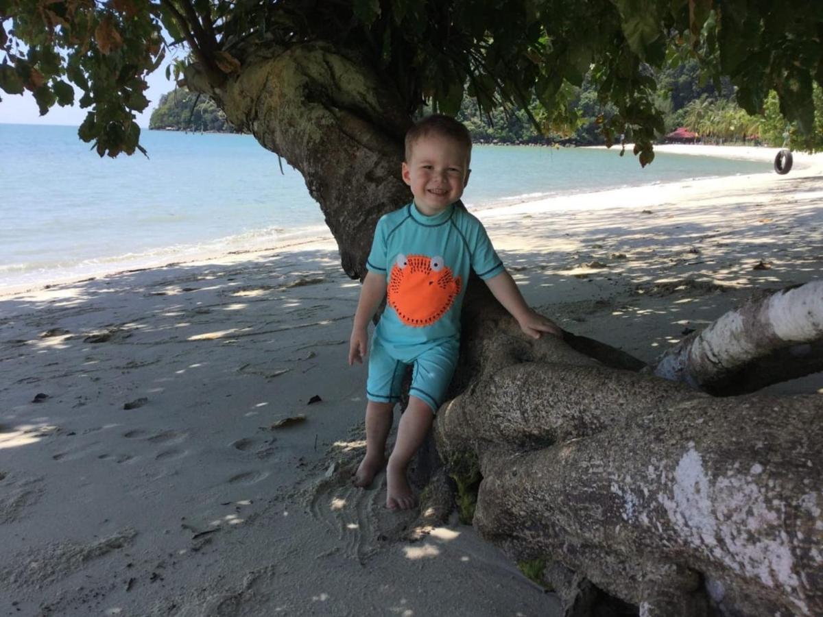 Wild Pasir Panjang Hotel Pulau Tuba Eksteriør billede