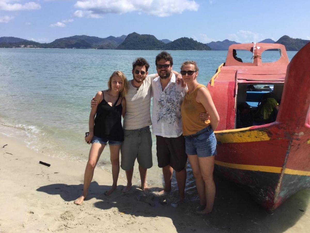 Wild Pasir Panjang Hotel Pulau Tuba Eksteriør billede